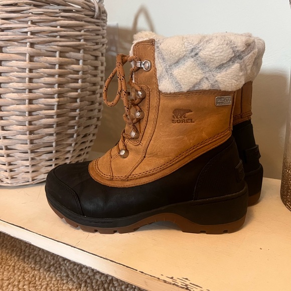 SOREL duck boots size 6.5 - Picture 2 of 6